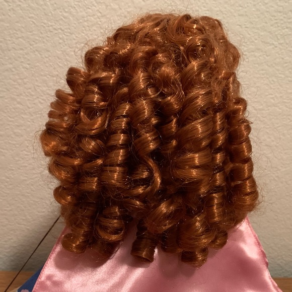 Merida Precious Moments Doll Limited Release Once Upon A Time 2018 Dress and Bow - Picture 8 of 10